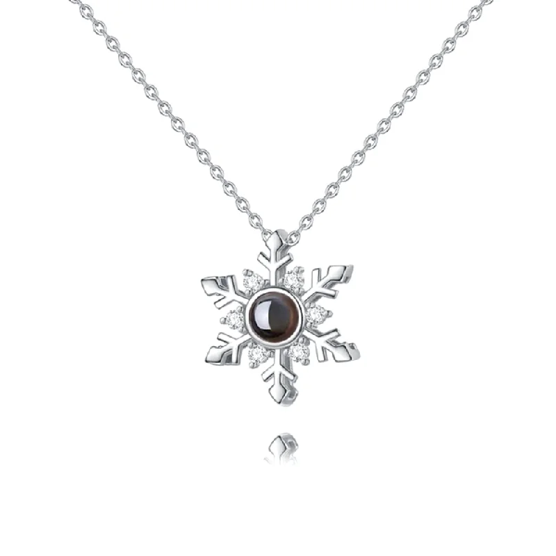 Beautiful necklaces and pendants with tree branch motifs for a nature-inspired design-Snowflake Fashion Collarbone Chain Necklace With Picture Inside