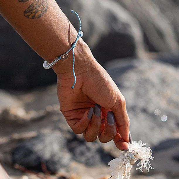 Bracelets with floral sapphire for romantic glow -4Ocean Jellyfish Bracelet