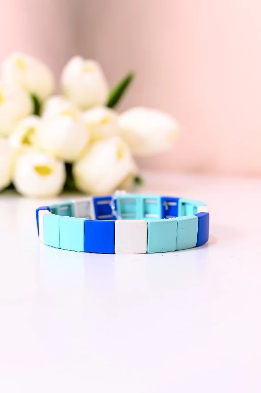 Leather bracelets with adjustable clasp for comfort -Blue/White/Light Blue Stretch Bracelet - BRC3316BL