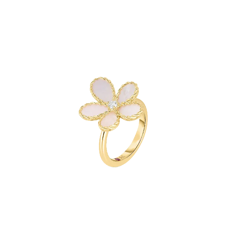 Rings with sunburst citrine for radiant appeal -Roberto Coin Yellow Gold Flower Mother-of-Pearl and Diamond Ring