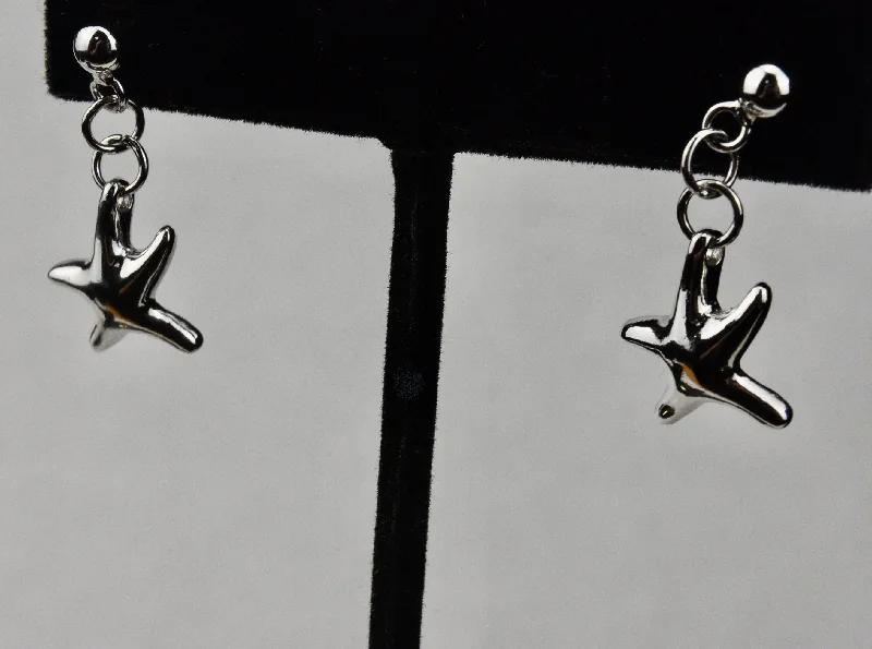 Hoop earrings with tortoiseshell designs for a chic and classic style-Silver Starfish Earrings